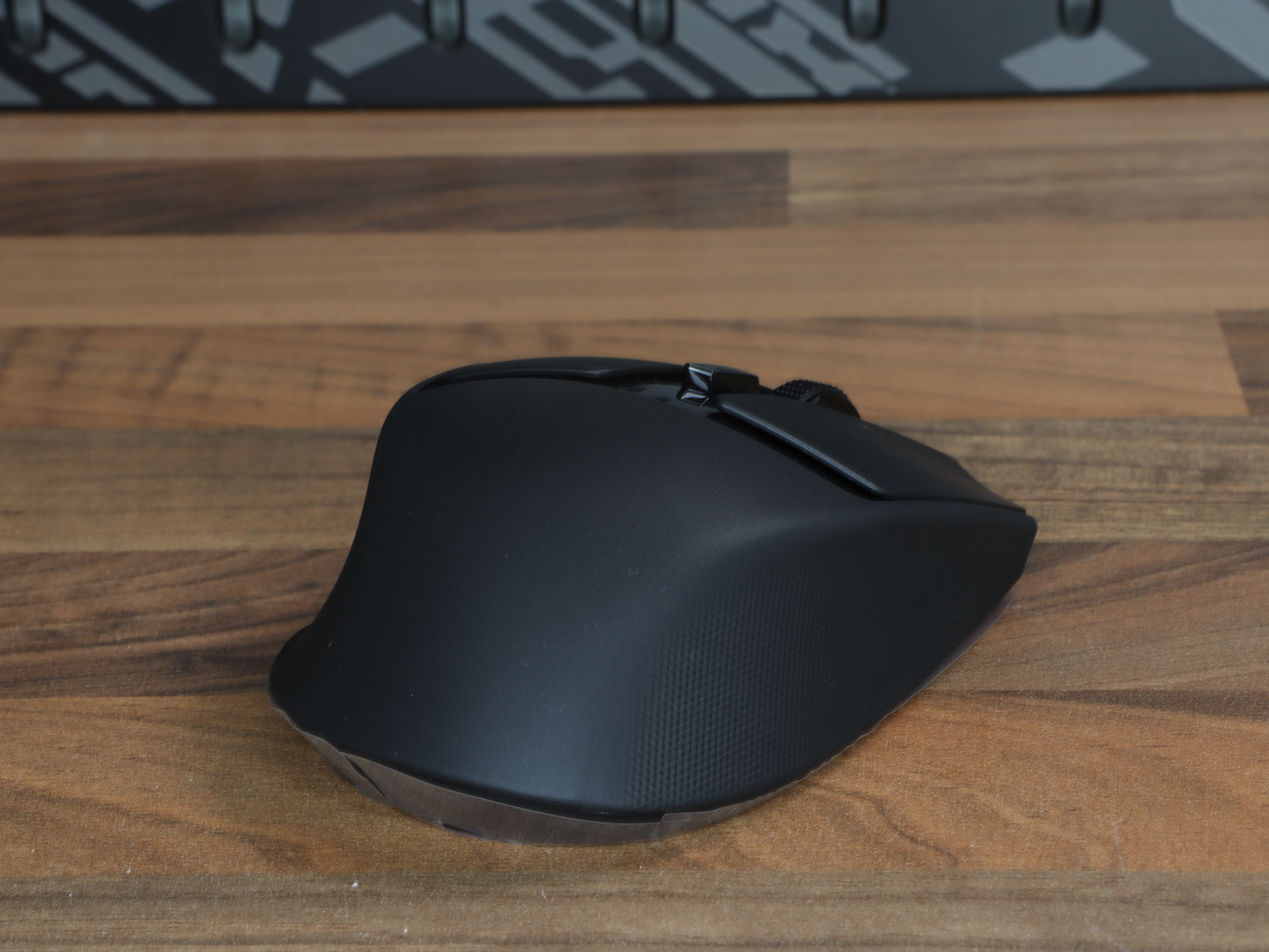 AI Prompt Master Razer Basilisk Mobile mouse Focus X gaming gamer ERGONOMIC PORTABLE compact.JPG
